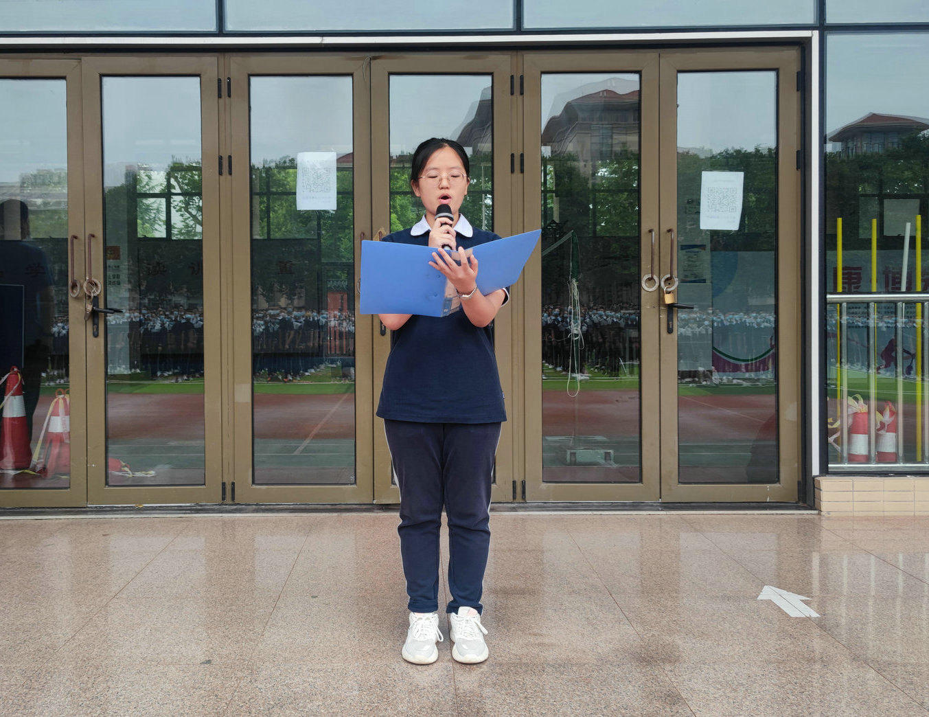学生代表张昕玥_1.jpg
