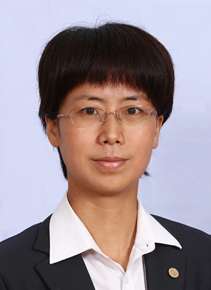 郑州市第二高级中学纪委书记 王晓丽