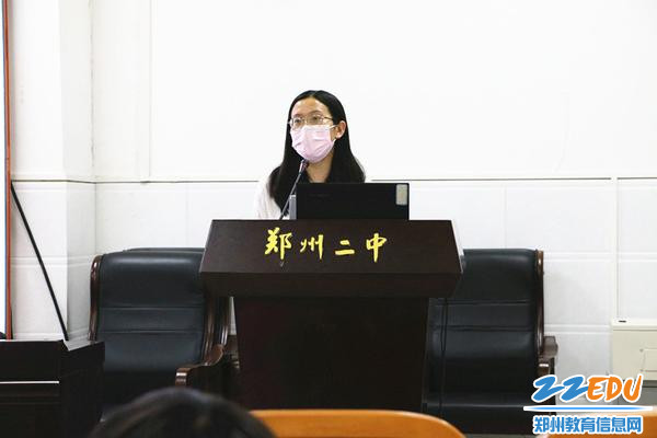 语文教师龙晶晶分享“我以我心写真请”_副本