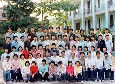 1989届高三1班